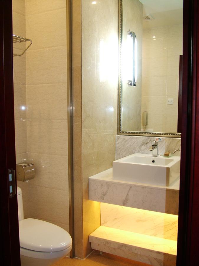 Fuxing Oriental Boutique Hotel Chifeng Room photo